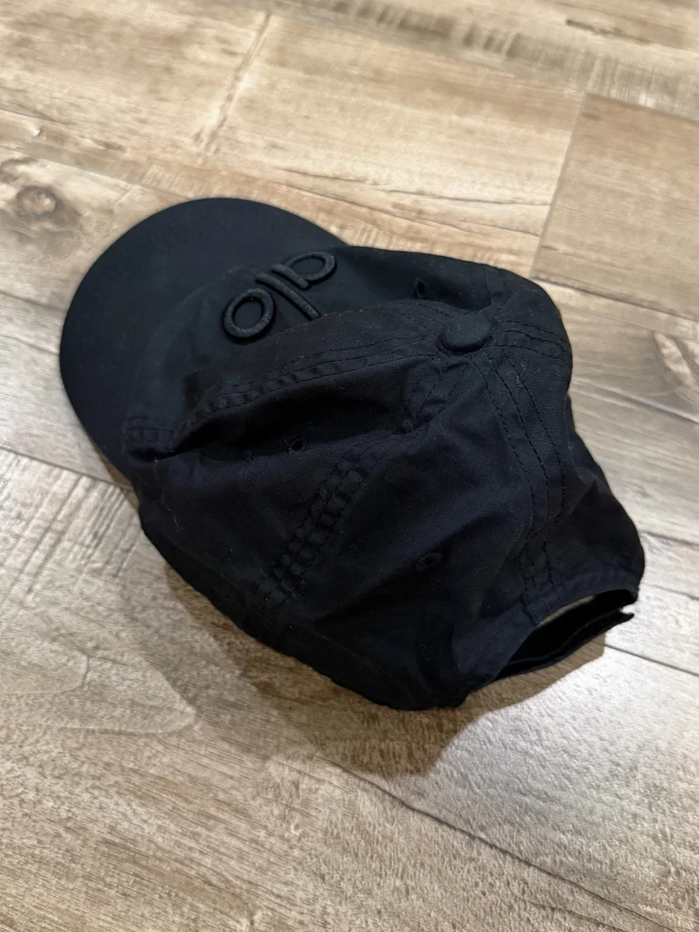 ALO Yoga Black Logo Baseball Cap